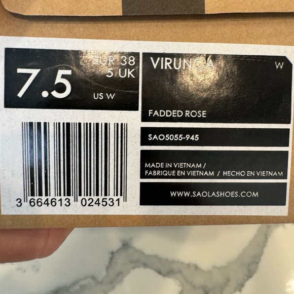 SAOLA women’s slip on sneakers. Lightweight recycled materials rose size 7.5 - Picture 8 of 12